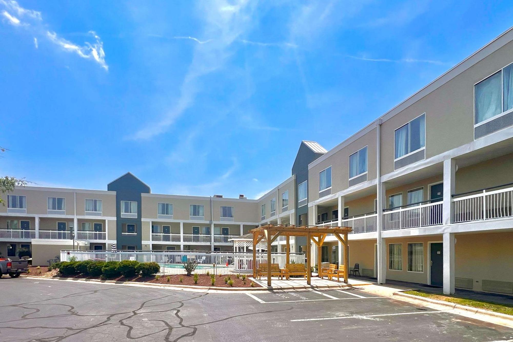 Quality Inn Rocky Mount Luaran gambar